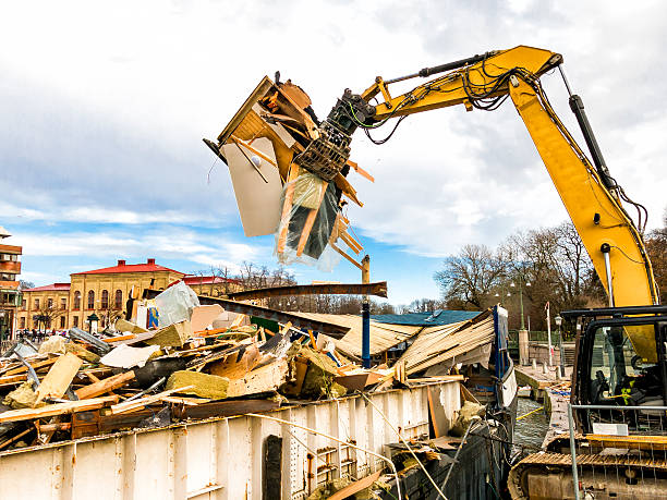 Best Estate Cleanout Services  in Lompoc, CA